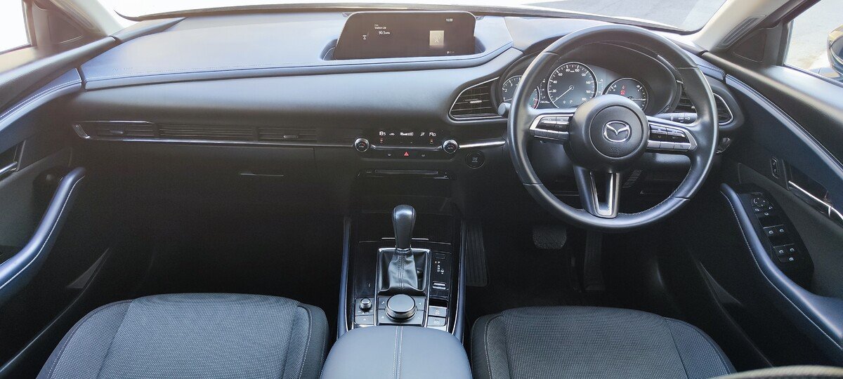 MAZDA CX-30